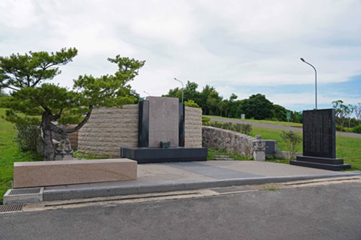 客製化墓園